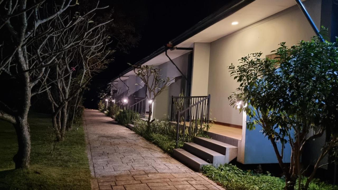 Baan Suan San Rak บ้านสวนแสนรัก Buriram Exteriör bild